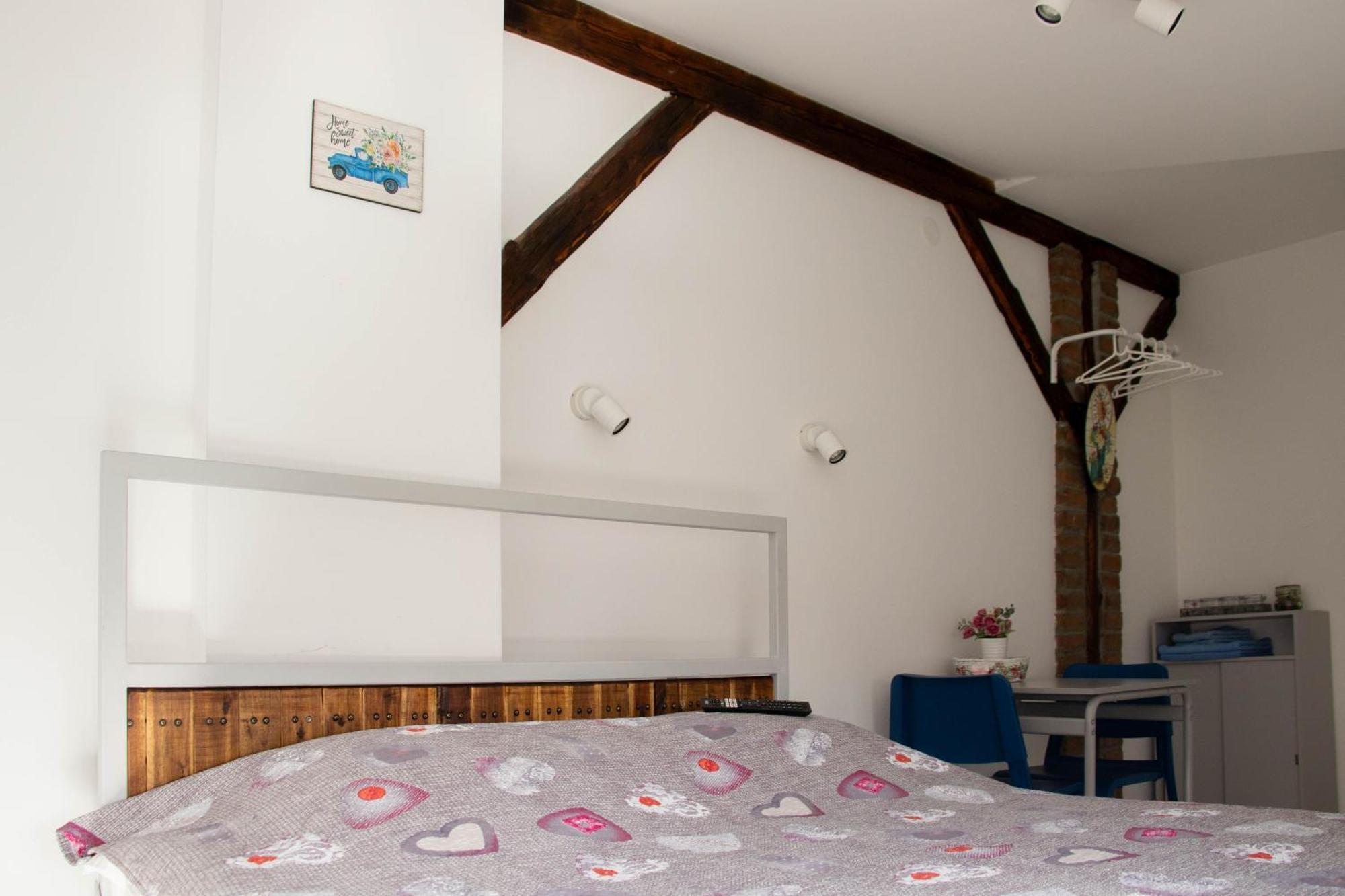 Apartment By The River Ni Exterior foto